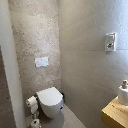 Apartment De Lujo Con Piscina Climatizada *