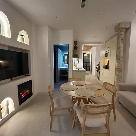 De Lujo Con Piscina Climatizada Apartment Nerja